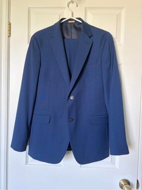 JOE Joseph Abboud Blue Wool Blend Suit Set - 38R / 32W